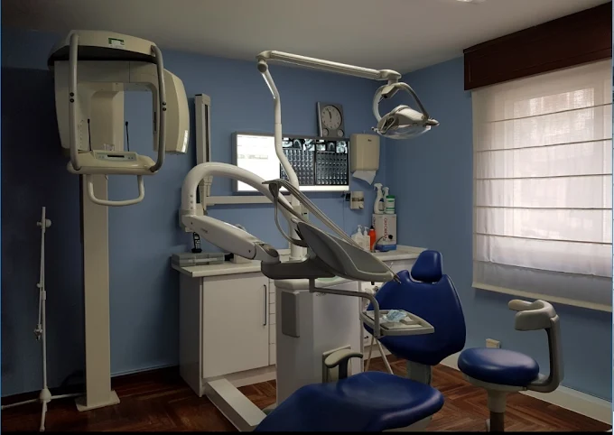 Foto 1 de Clínica Dental Torrecedeira